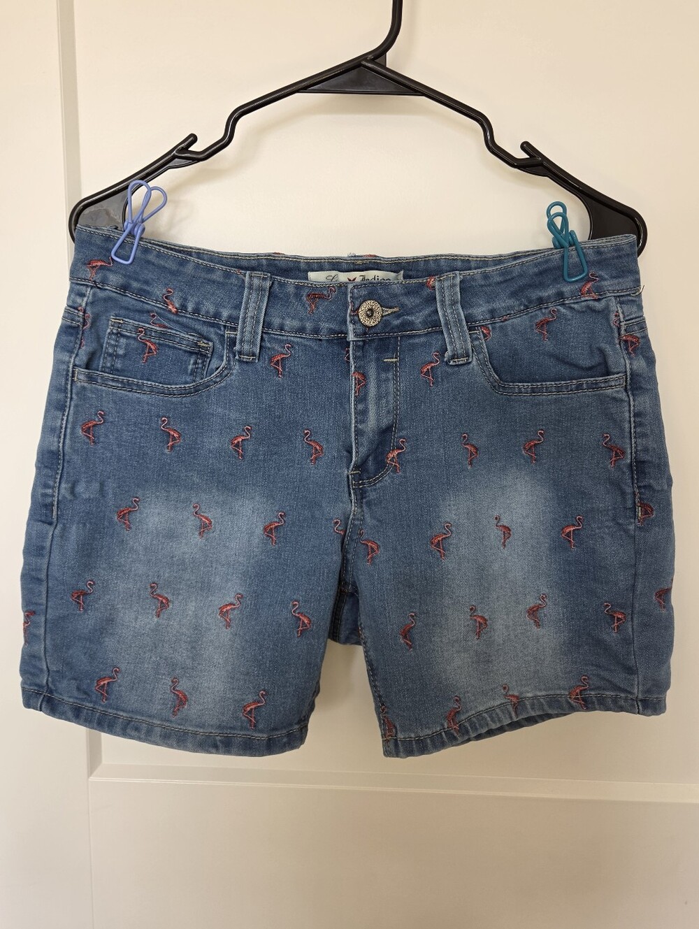 Love Indigo Women's Blue Denim Shorts w/ Pink Flamingo Embroidery. Size 10. #SW